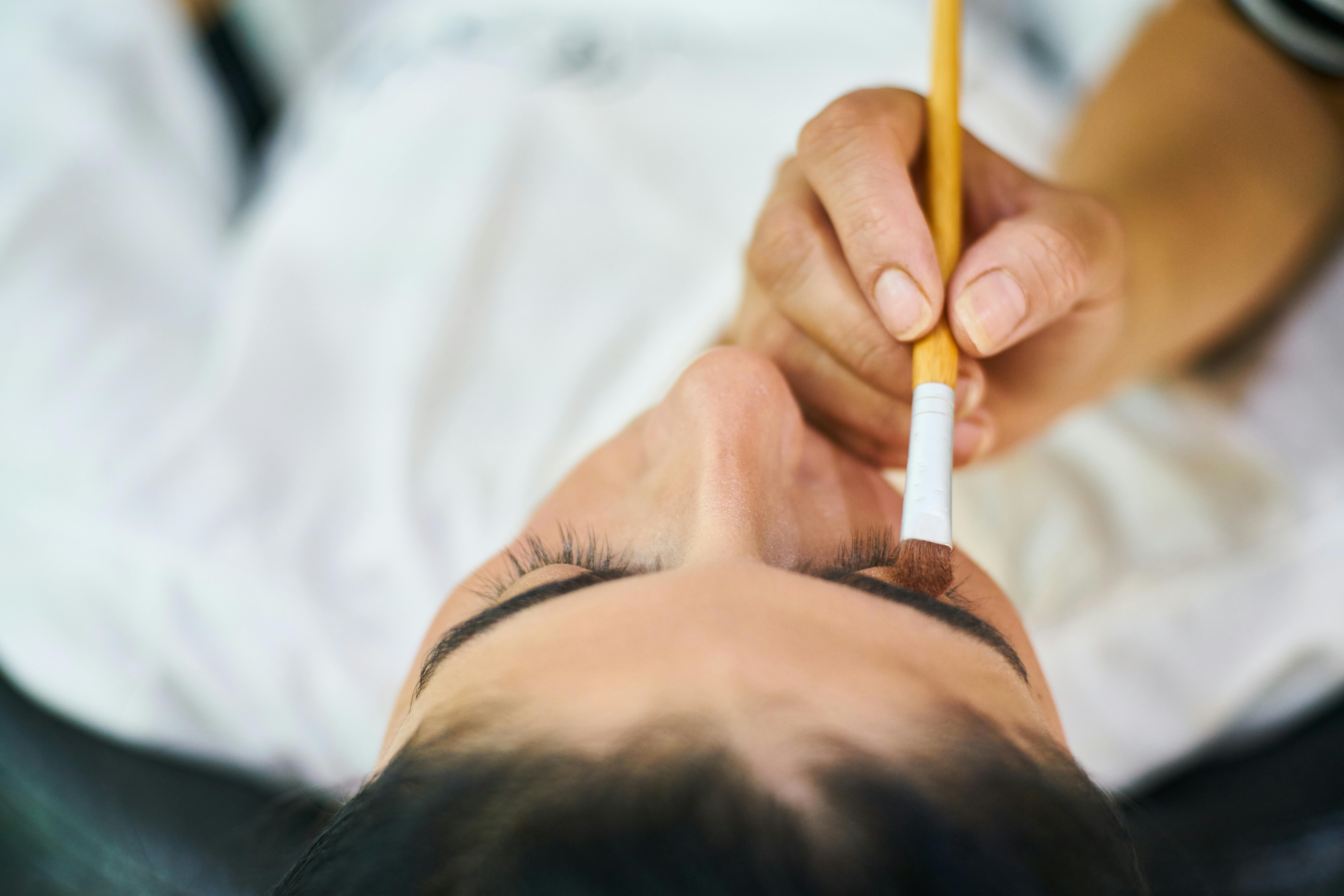 Microblading eyebrows service